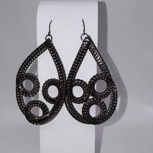 Unique Metal Coil Black Teardrop Earrings